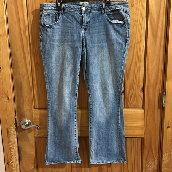 Aeropostale Bundle Deal - Picture 3 of 11